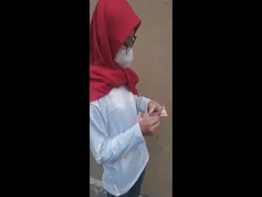 Public Agent Jiljab Lokal, Cewek Berjilbab Digenjot Brutal di Tempat Umum poster